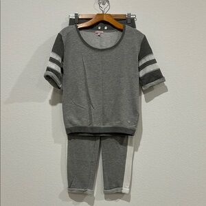 Vintage Juicy Couture Gray Short Sleeve Top and Pants Sweatsuit Set